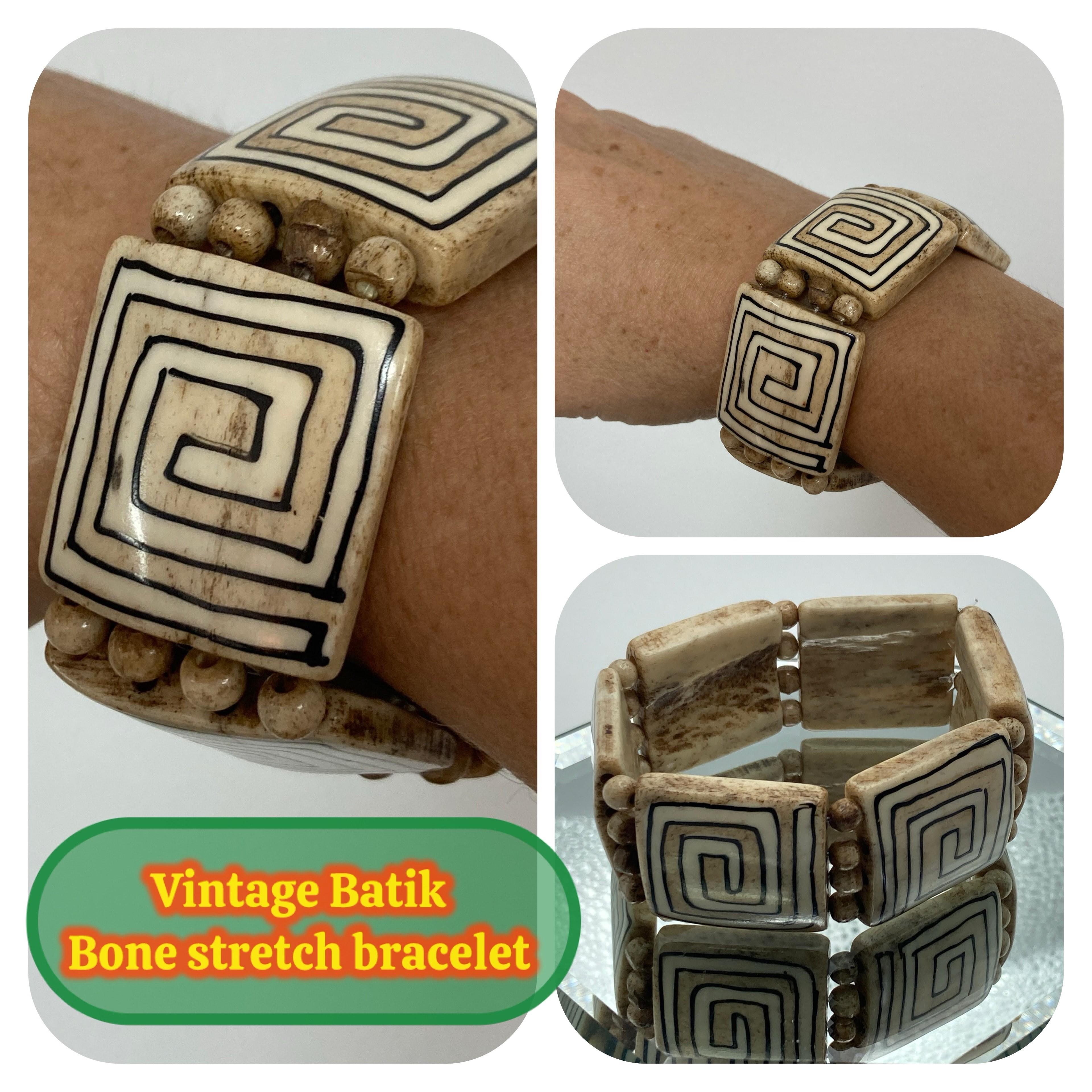 Image for Vintage Batik Bone stretch bracelet 7 in.