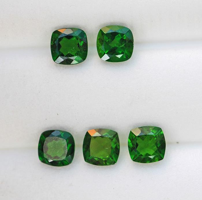 Image for Natural USSR Chrome Diopside Lot 2.81 tcw