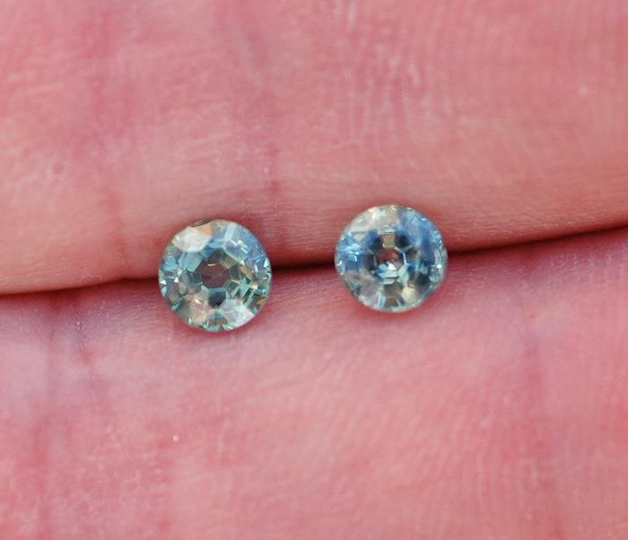 Image for Tanzania Natural Unheated Sapphire Pair 1.23 carat  ** VIDEO **