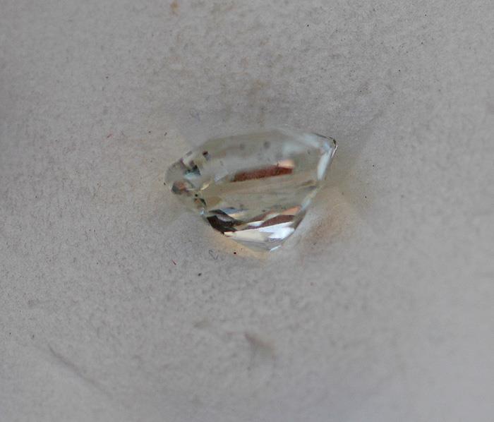 Image for Natural Tanzanian UV Reactive Grossular Garnet 3.10 carat