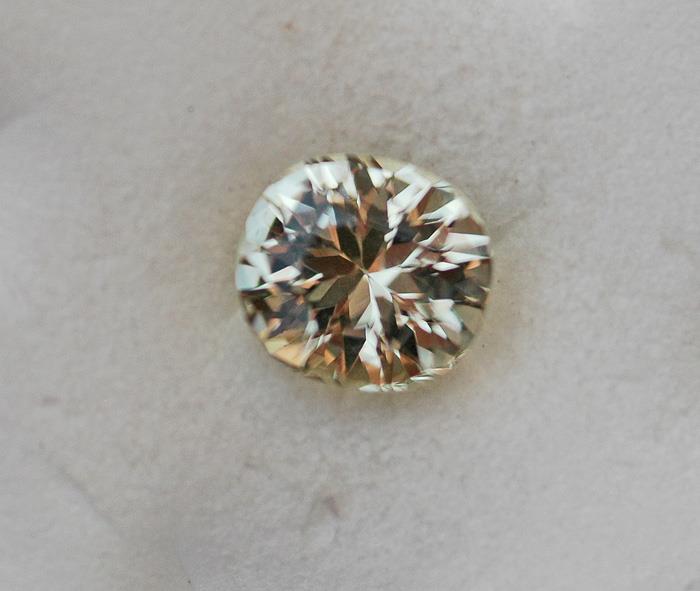 Image for Natural Vietnam Natural Heliodor 3.28 carat  ** VIDEO **