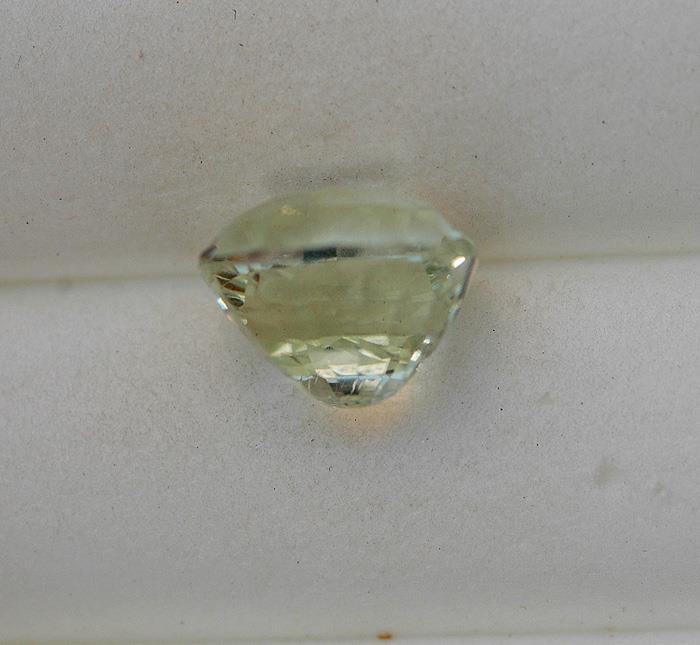 Image for Tanzania Natural UV Reactive Grossular Garnet 5.60 carat  ** VIDEO **