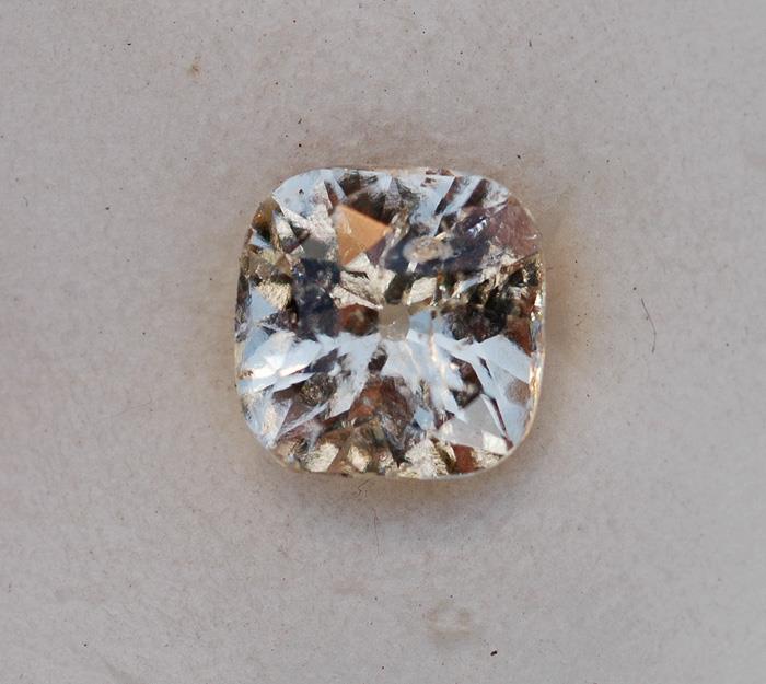 Image for Tanzania Natural Grossular Garnet 4.62 carat UV Reactive  ** VIDEO **