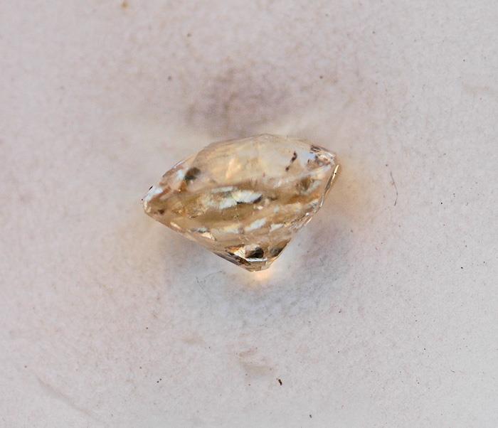 Image for Tanzania Natural Grossular Garnet 4.62 carat UV Reactive  ** VIDEO **