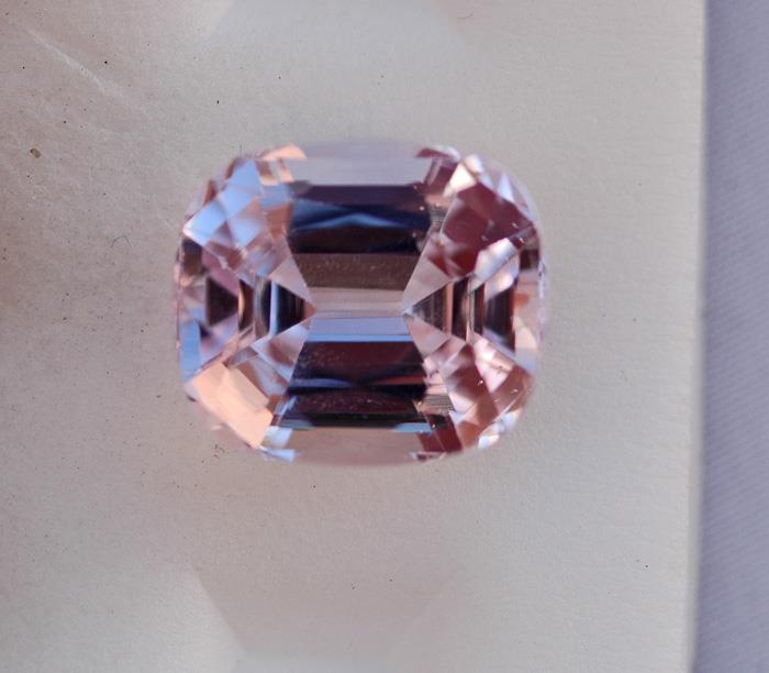 Image for Pakistan Natural Kunzite 16.37 carat  ** VIDEO **