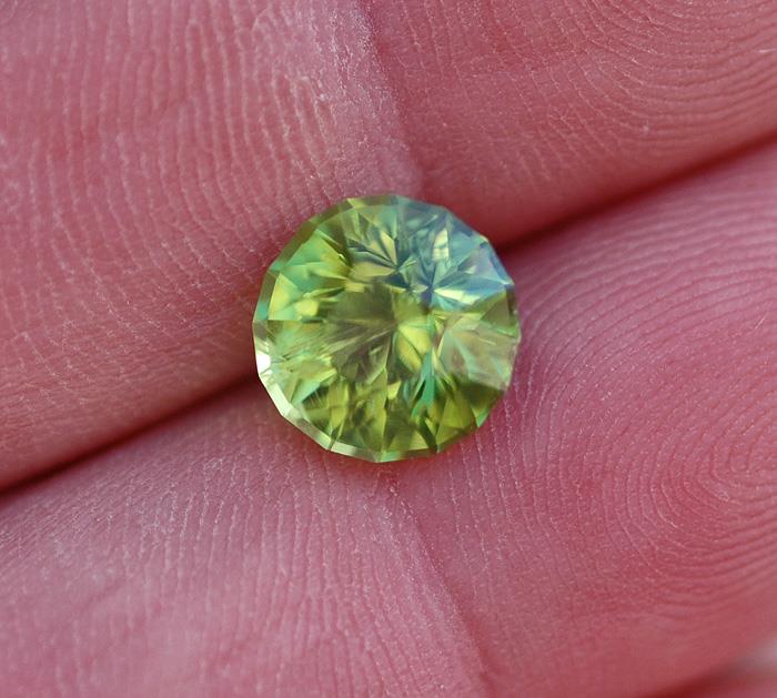 Image for Pakistan Natural Peridot 3.38 carat ** VIDEO **